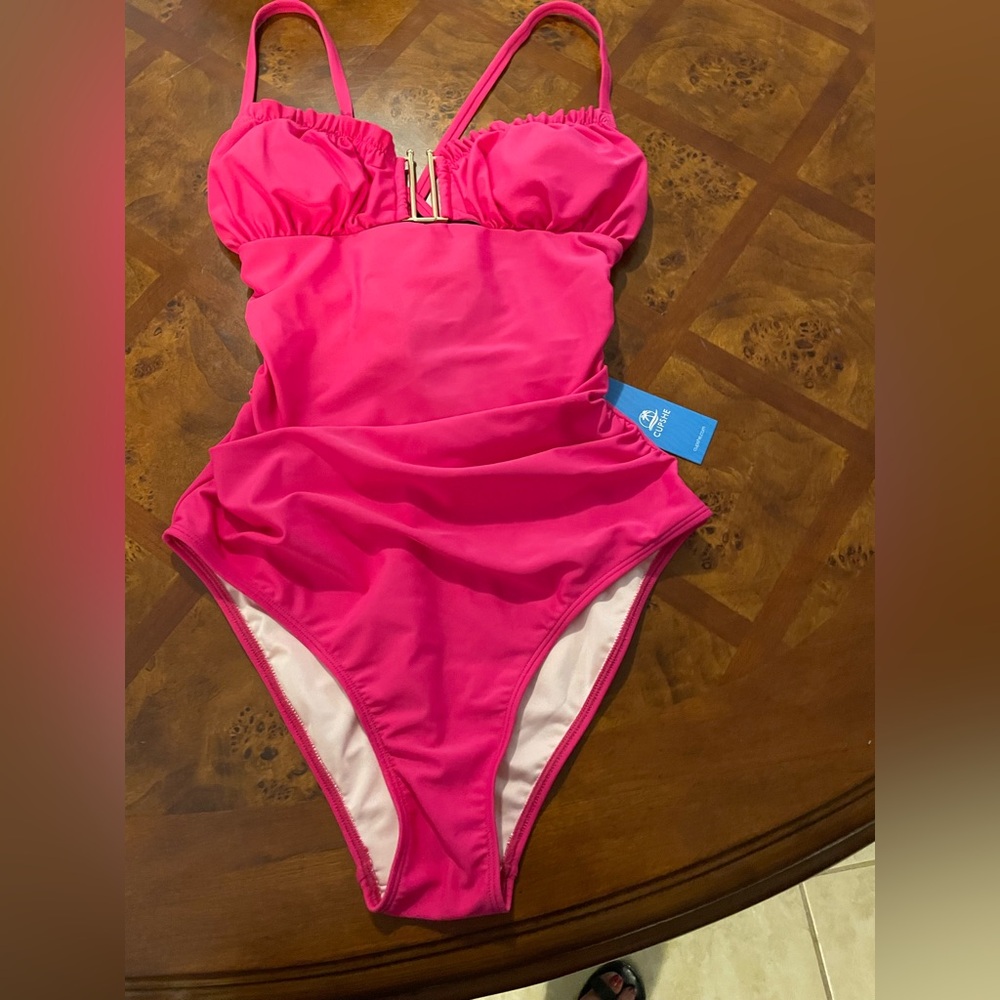 Cupshe Magenta One-Piece Swimsuit with Gold Front Accent - Picture 5 of 6